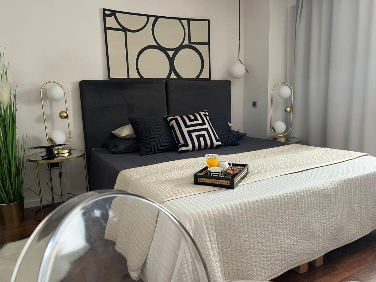 Arena Design Apartments With Free Private Parking And With A Terrace プーラ エクステリア 写真