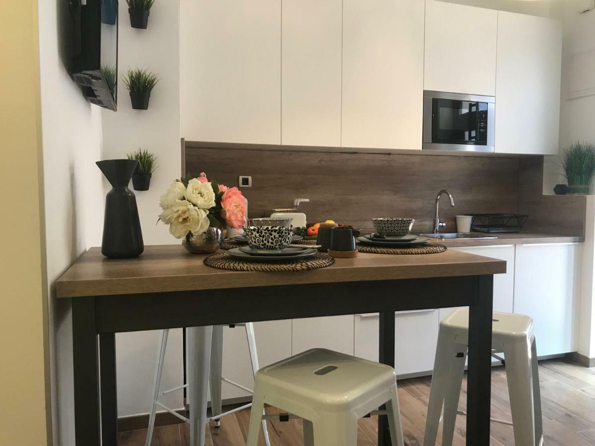 Arena Design Apartments With Free Private Parking And With A Terrace プーラ エクステリア 写真