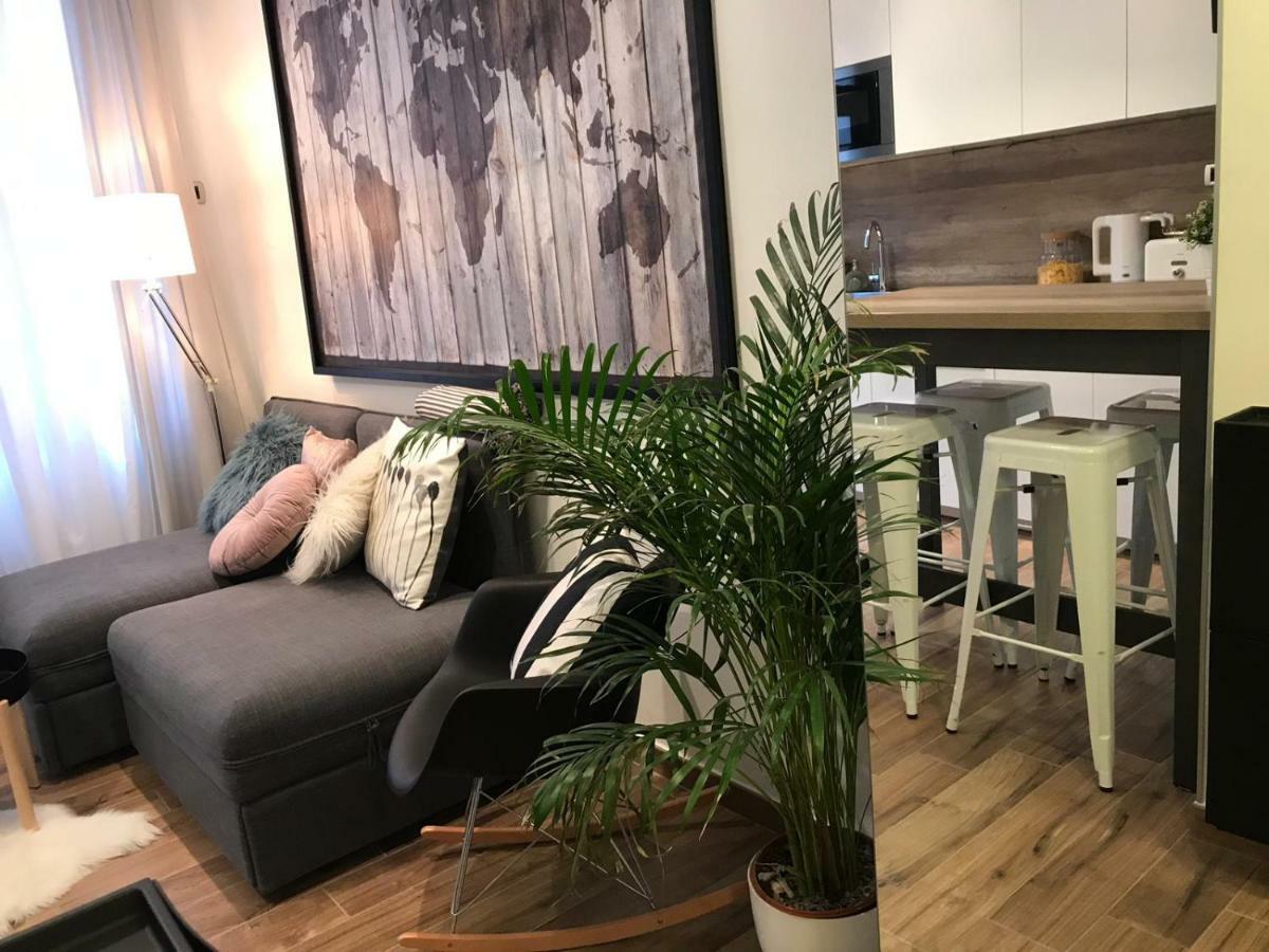 Arena Design Apartments With Free Private Parking And With A Terrace プーラ エクステリア 写真