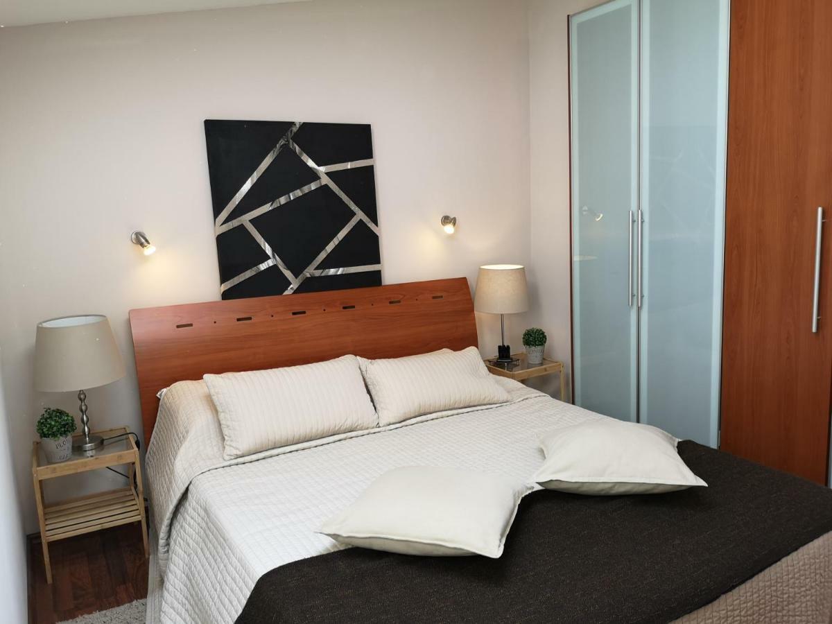 Arena Design Apartments With Free Private Parking And With A Terrace プーラ エクステリア 写真