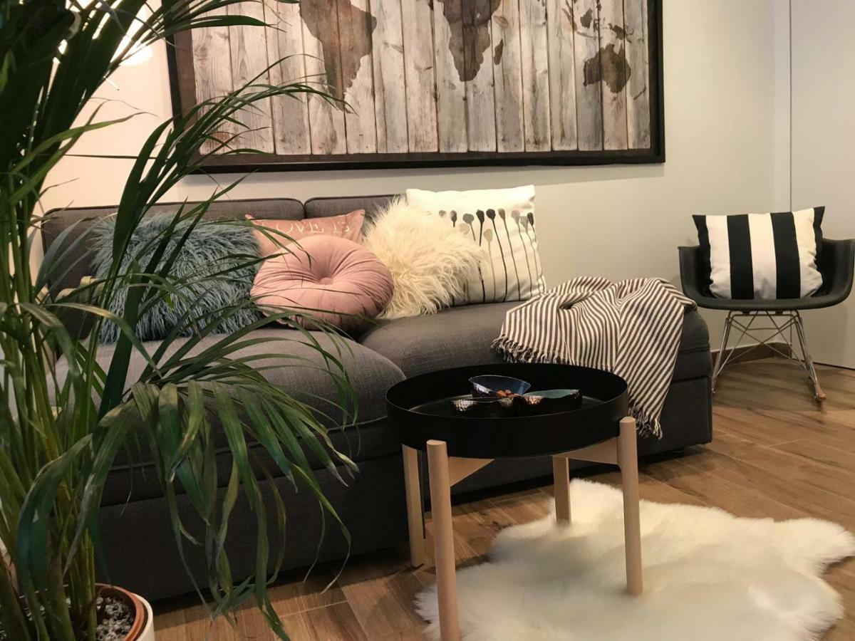 Arena Design Apartments With Free Private Parking And With A Terrace プーラ エクステリア 写真